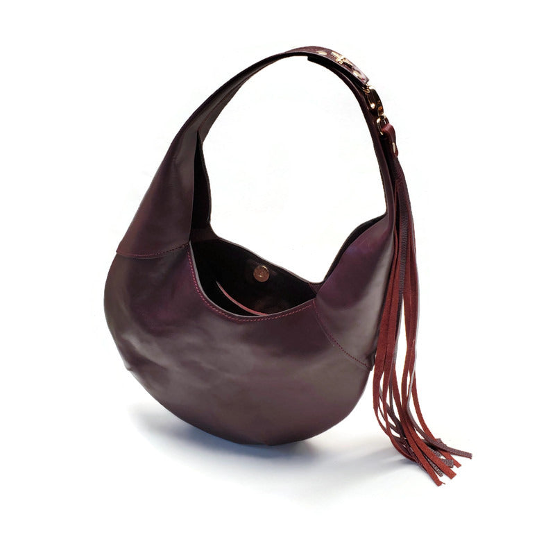 Tesorina Coral Hand Woven Leather Hobo Bags – SaintG India